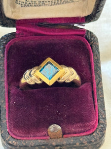 Unique 18ct Yellow & White Gold Blue Diamond Ring – Handcrafted Elegance