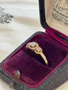 9ct Yellow Gold Diamond Ring Dainty Stylish Bling!