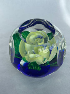 Scottish Borders Art Glass Rose paperweight