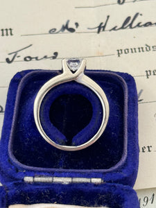 Exquisite 18ct White Gold & Diamond Solitaire Ring – 1.25ct Total