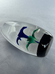 Strathearn Scotland Lily S78 Paperweight