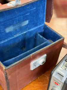 🎥✨ Cine-Kodak Eight Model 55 – Vintage Movie Camera! ✨🎥