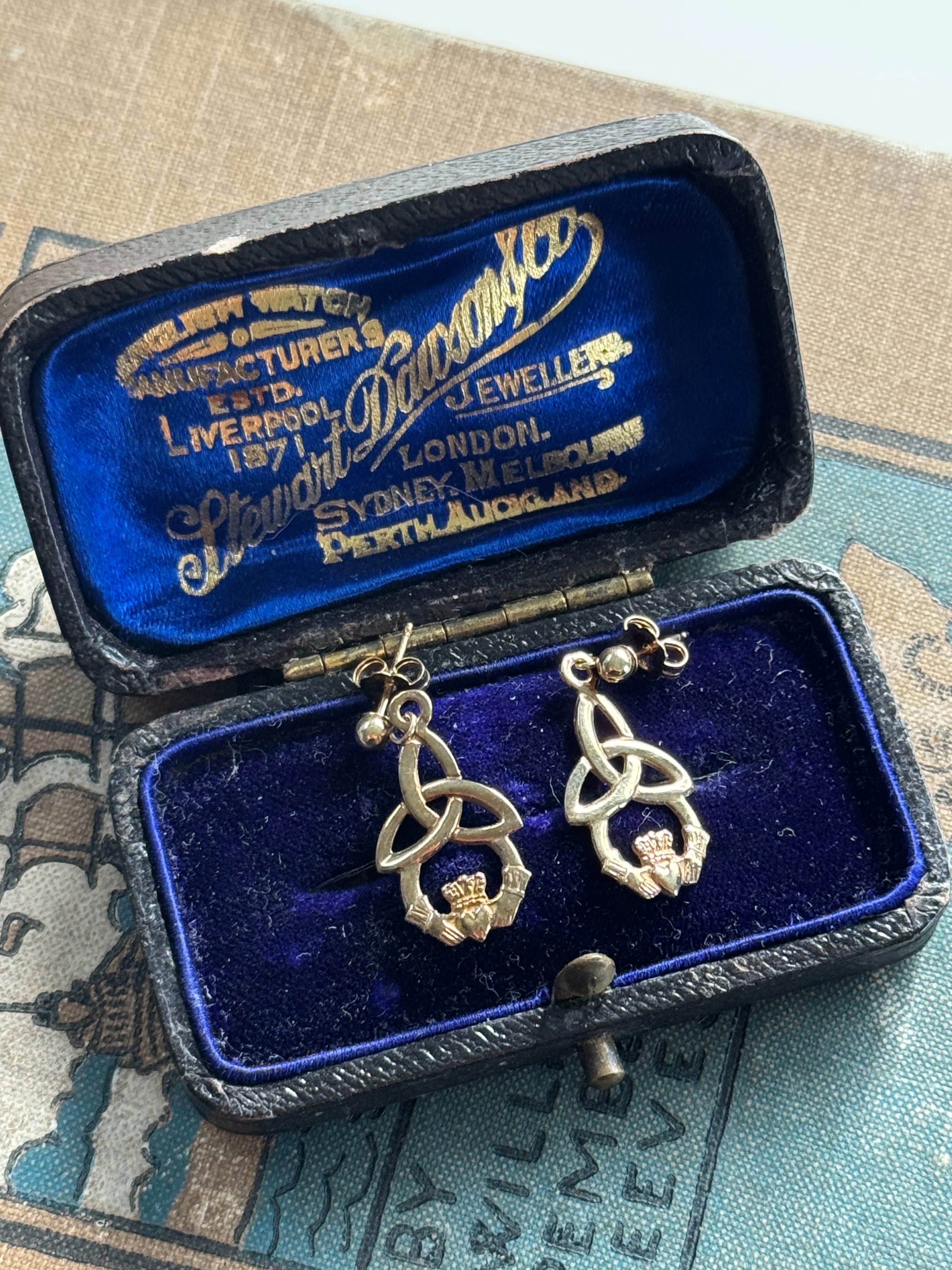 9ct Yellow Gold Claddagh Earrings - Beautiful 1.41g