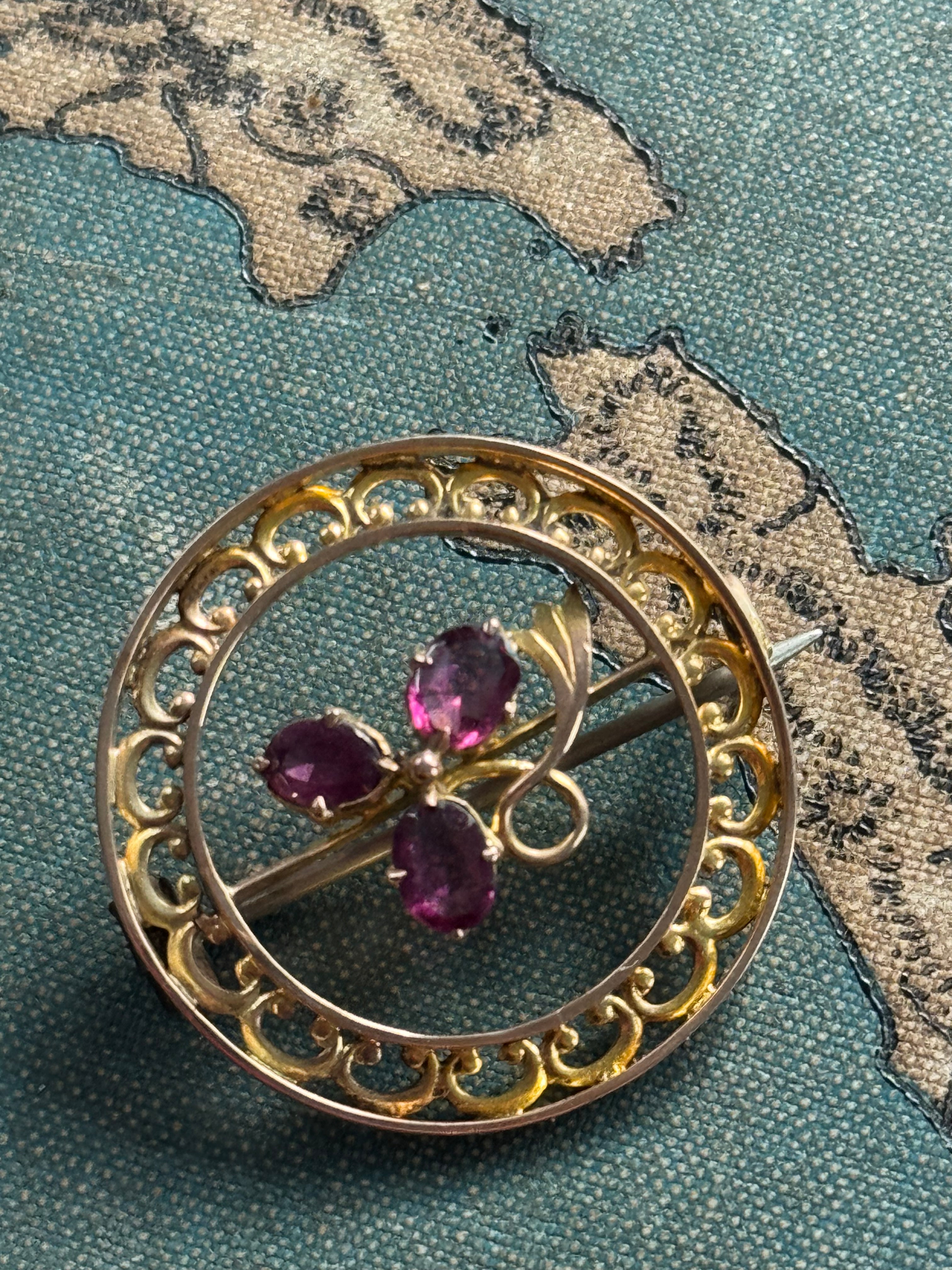 9ct Rose Gold Brooch – Elegant Heirloom Gift