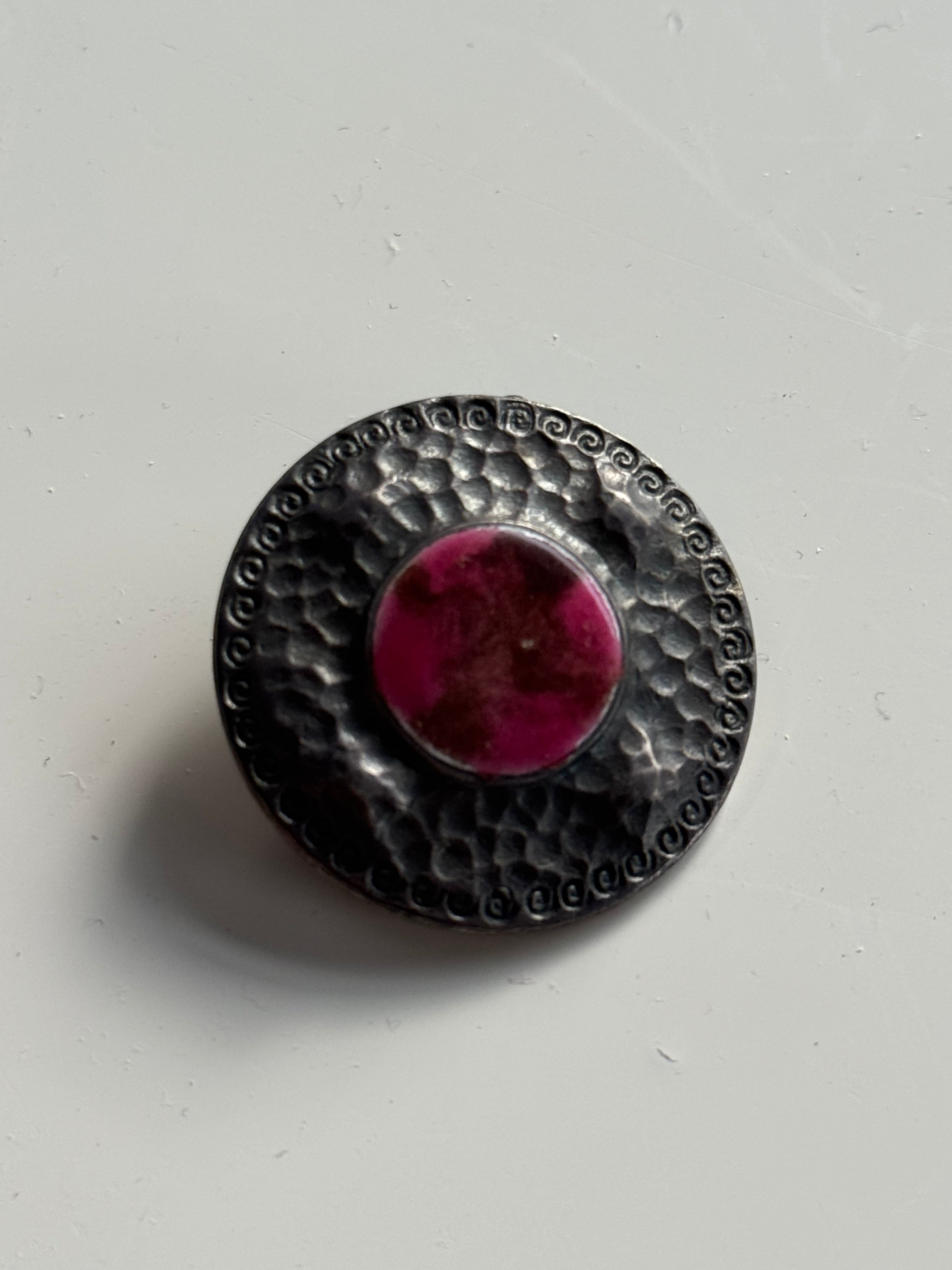 Arts & Crafts Brooch Round Beauty