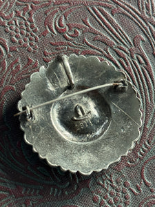 Arts & Crafts Brooch Round Beauty