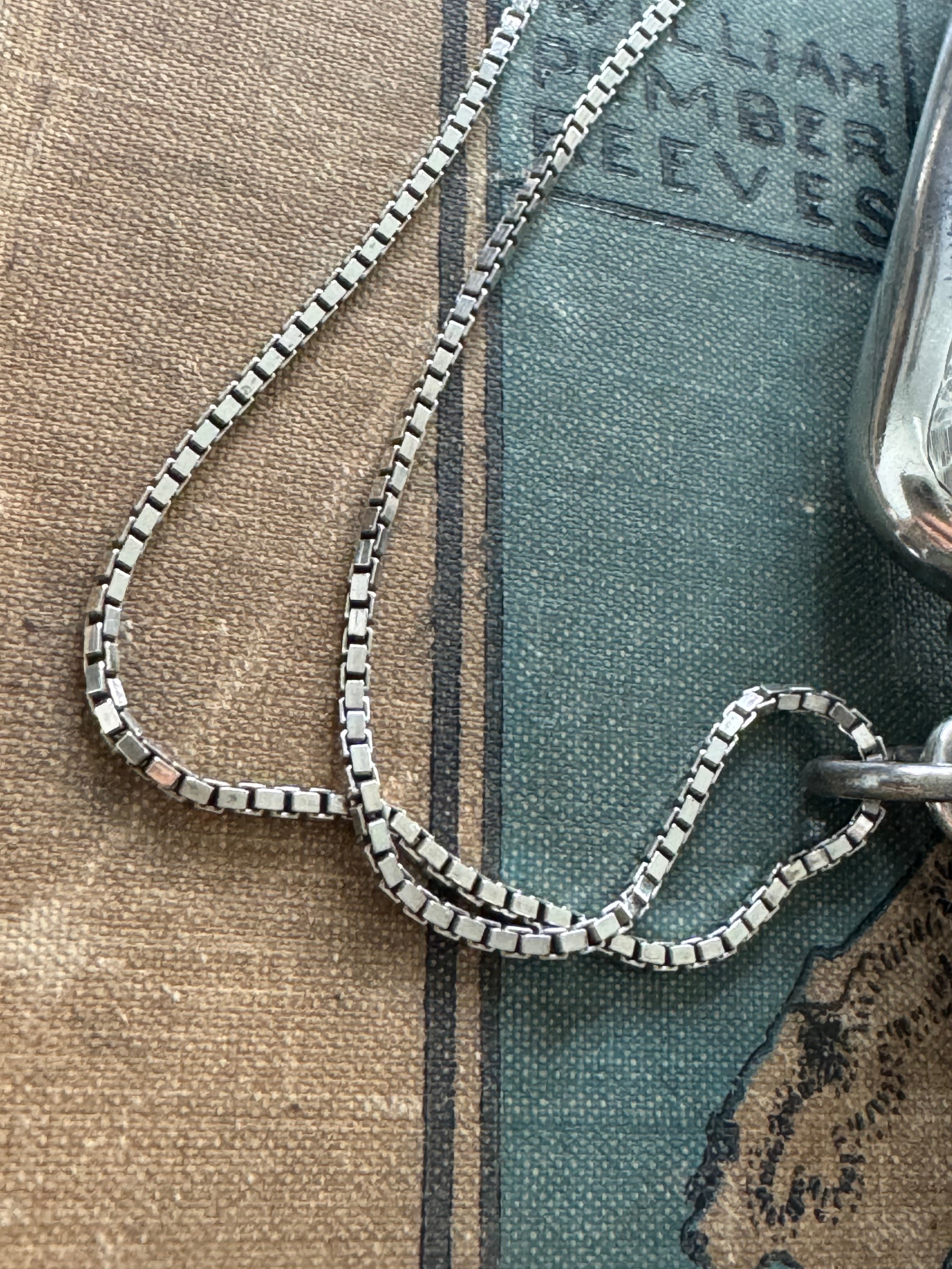 Antique Sterling Vesta Case & Unusual Boxed Link Chain