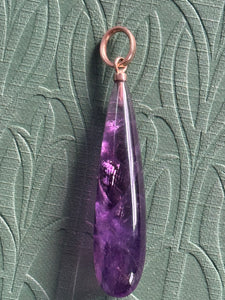 9ct Yellow Gold Amethyst  Pendant Drop – Elegant & Timeless