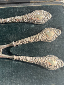 Beautiful Shoe & Glove set Sterling Silver handles