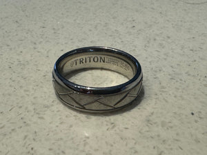 8MM Tungsten Carbide Ring - Domed Alternating Diagonal Cuts and Bevel Edge