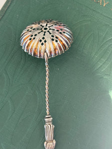 1924 Bonbon Spoon 8.12g