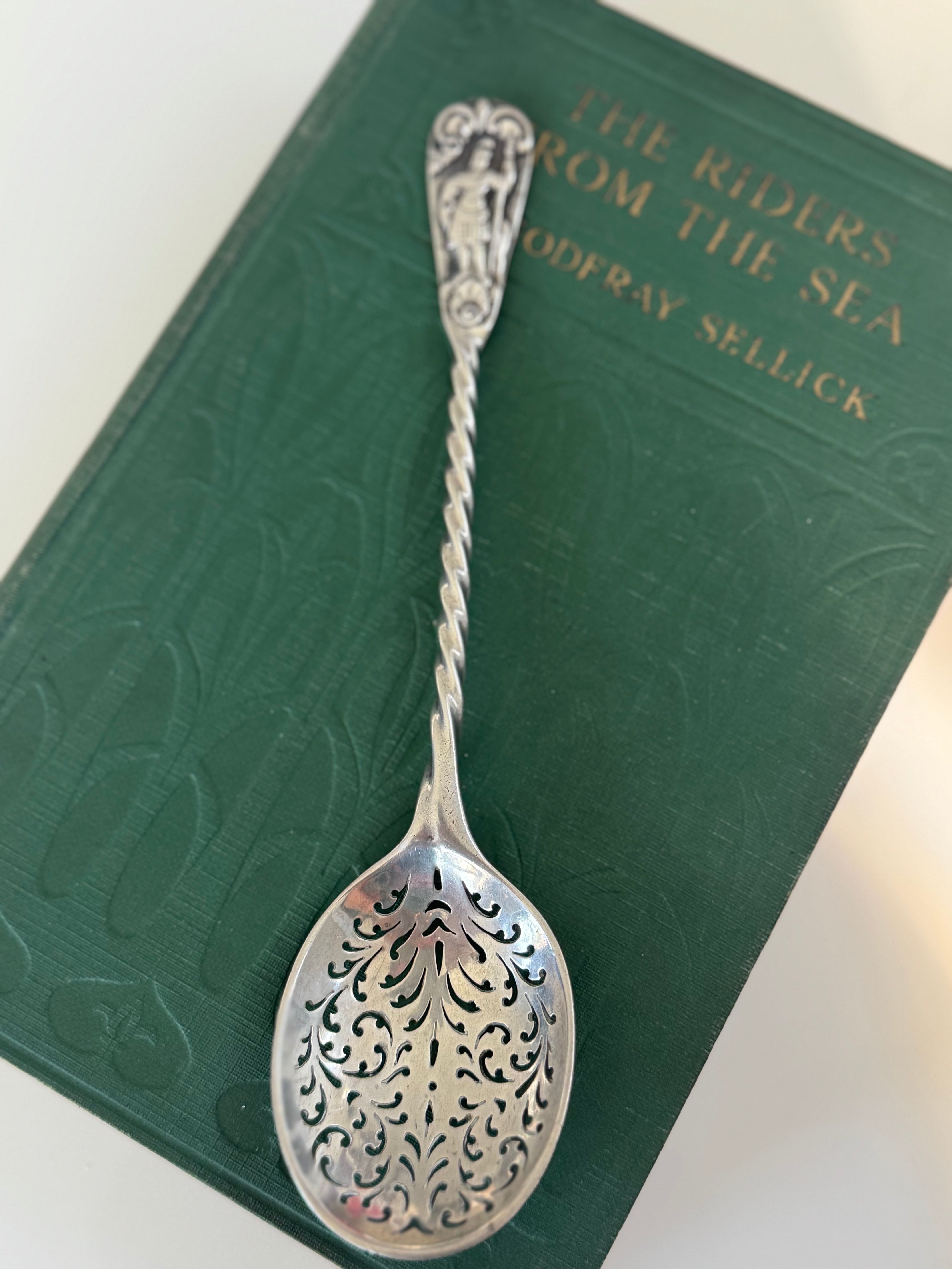 Sterling Silver spoon 1861 38.60g