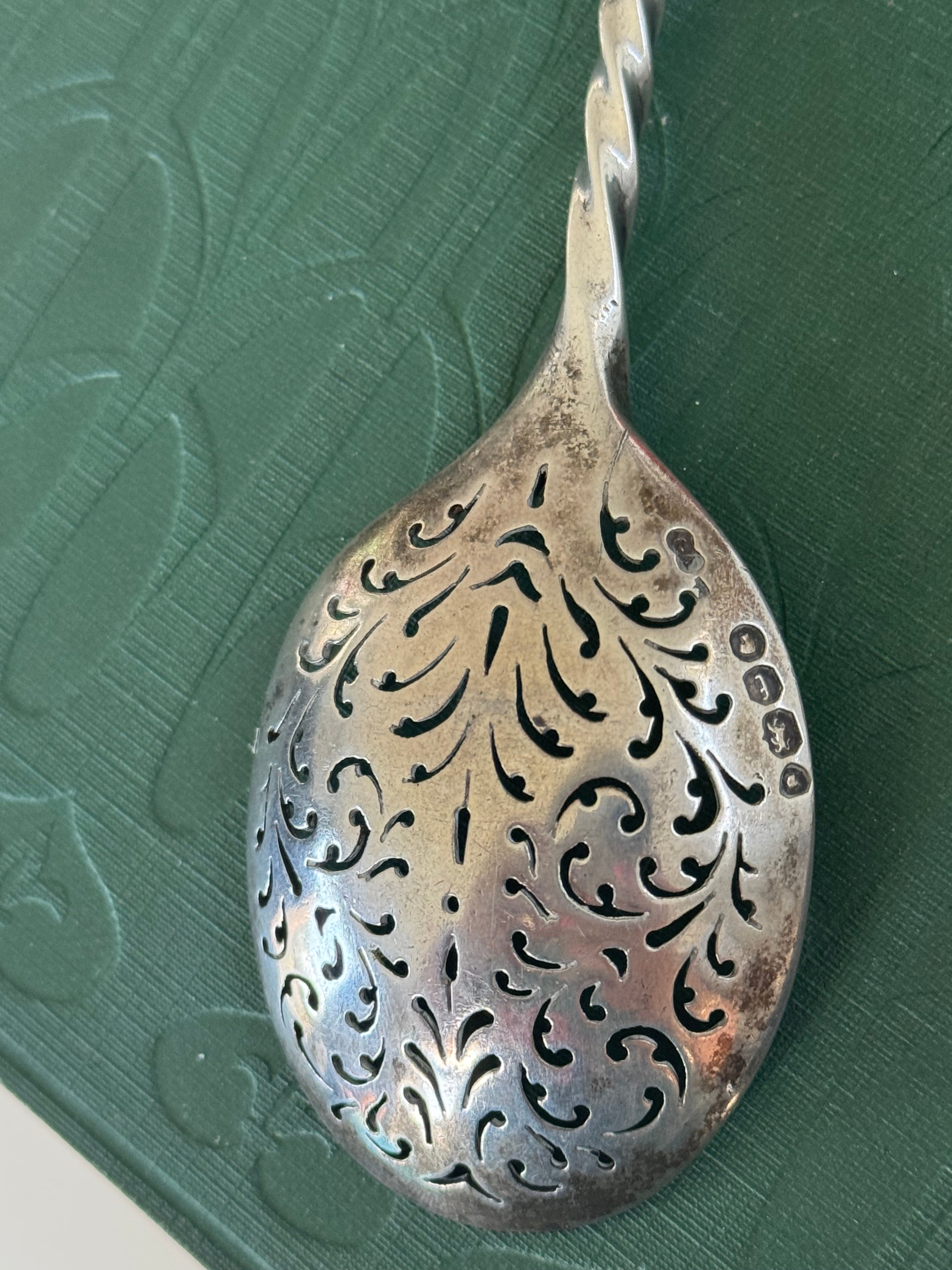 Sterling Silver spoon 1861 38.60g