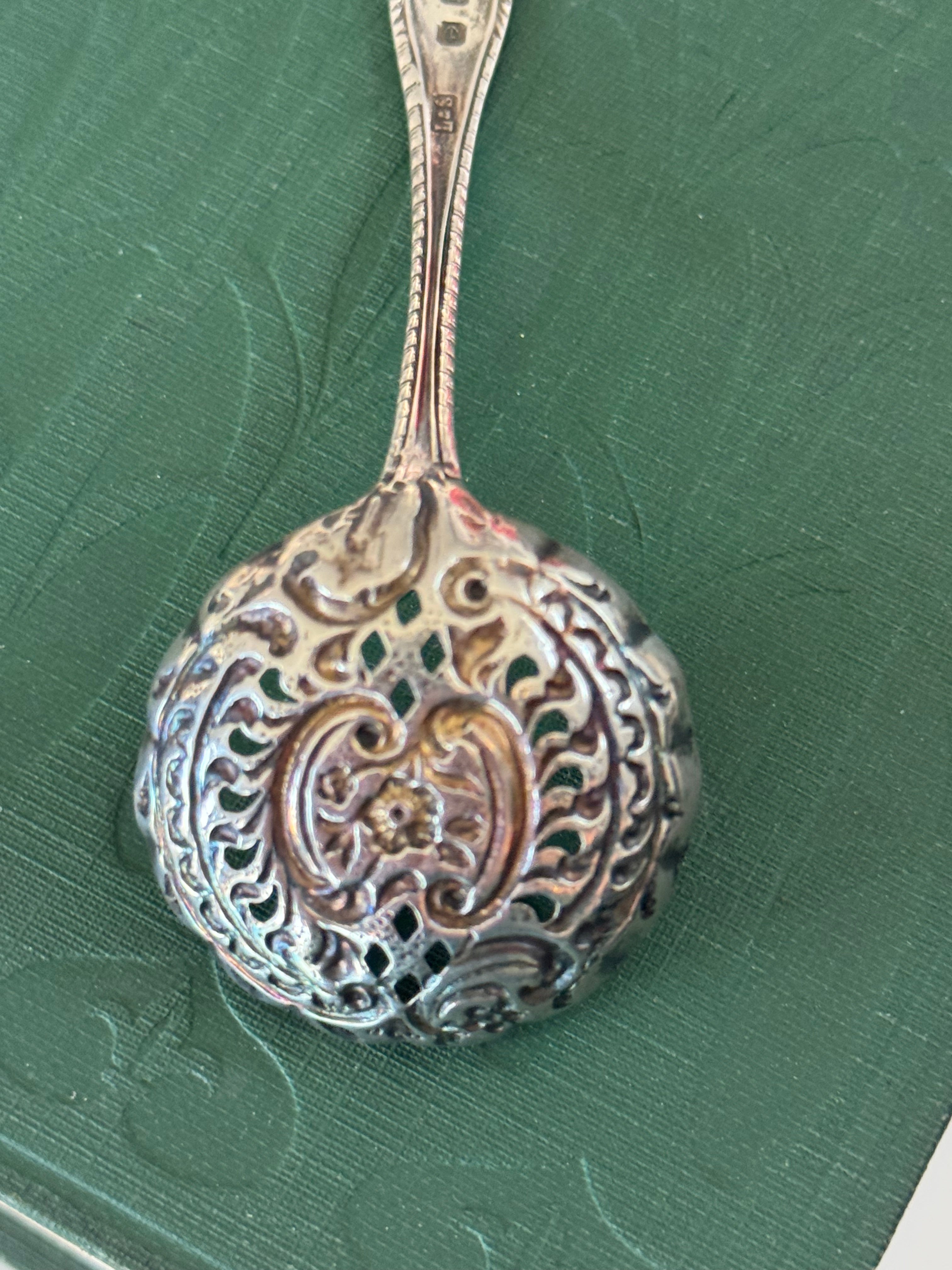 1898 Bonbon Spoon 13.16g