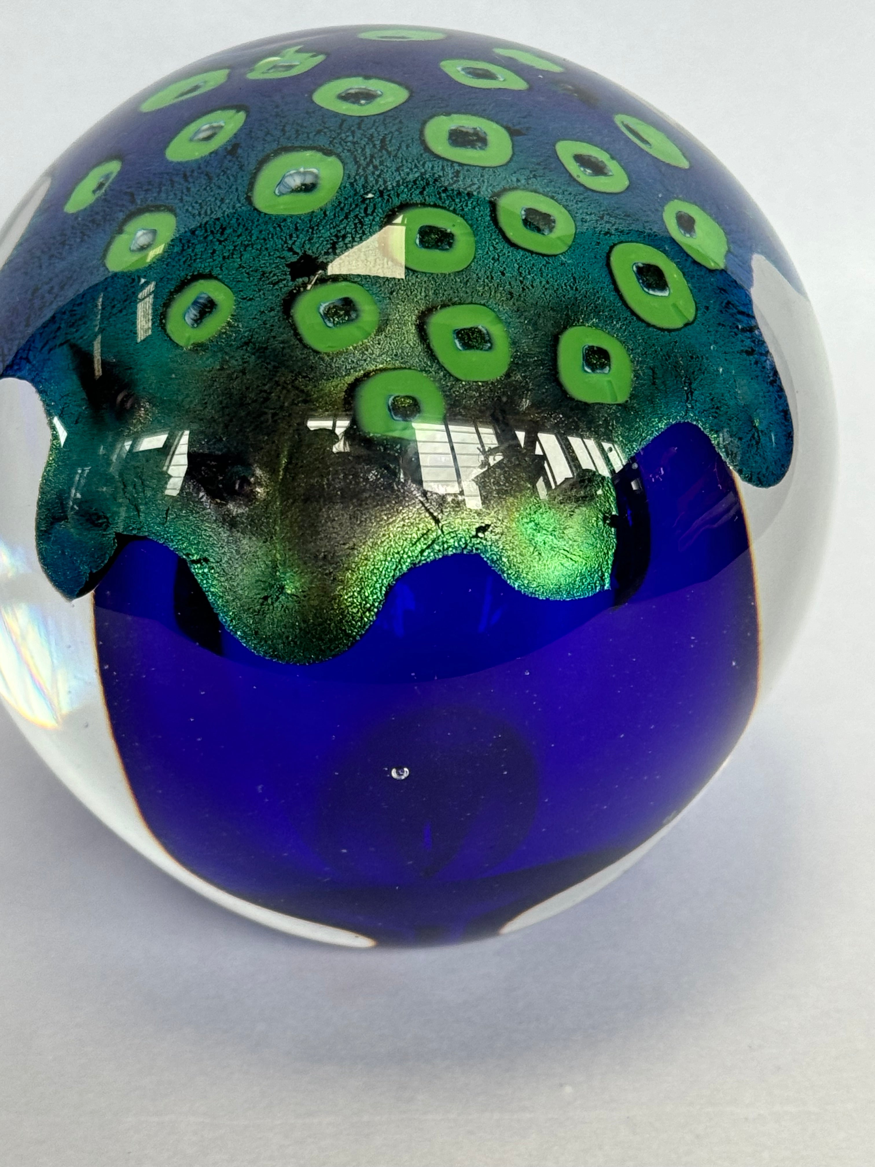 2002 Abstract Paperweight Peter Viesnik NZ