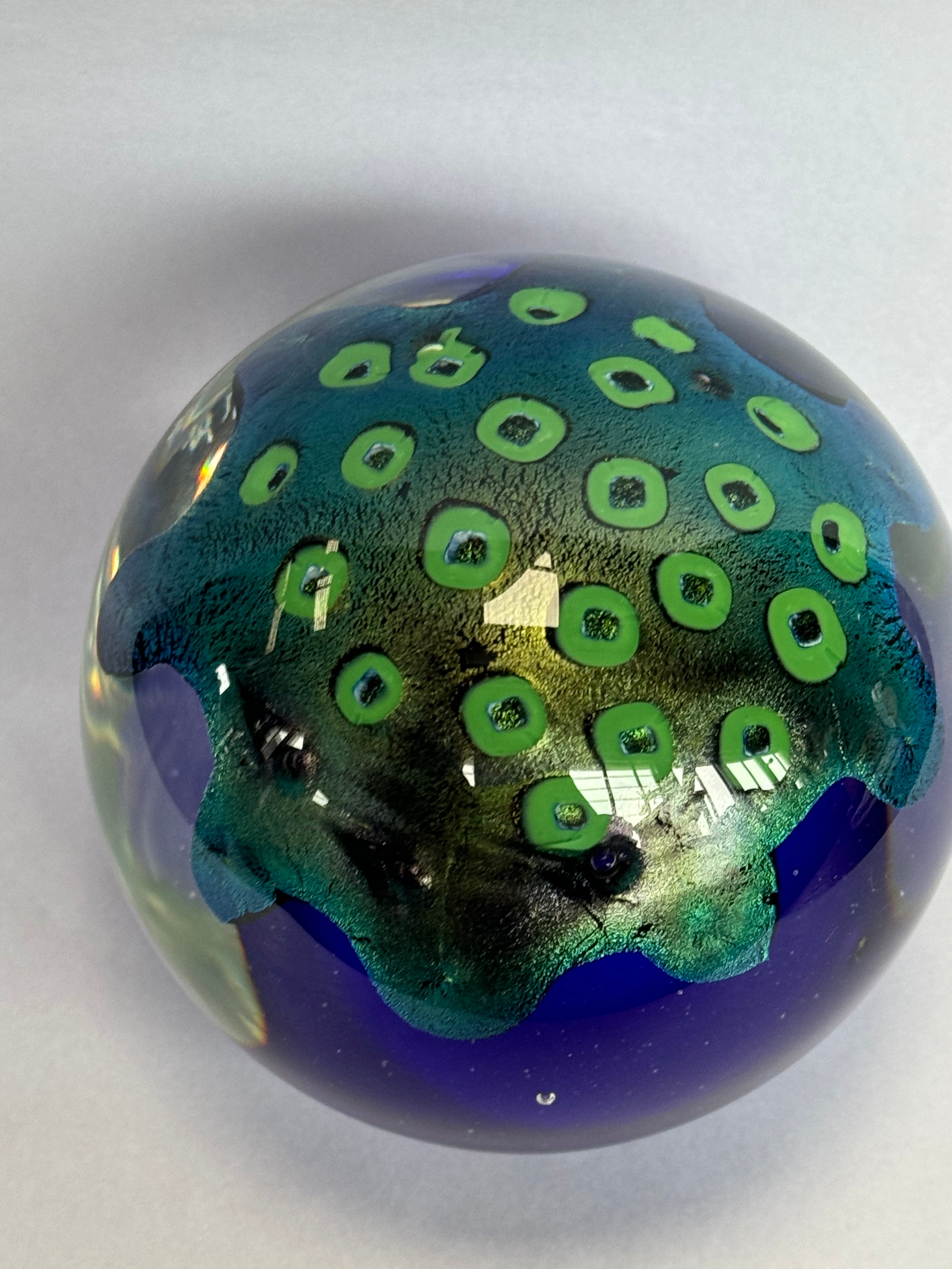 2002 Abstract Paperweight Peter Viesnik NZ