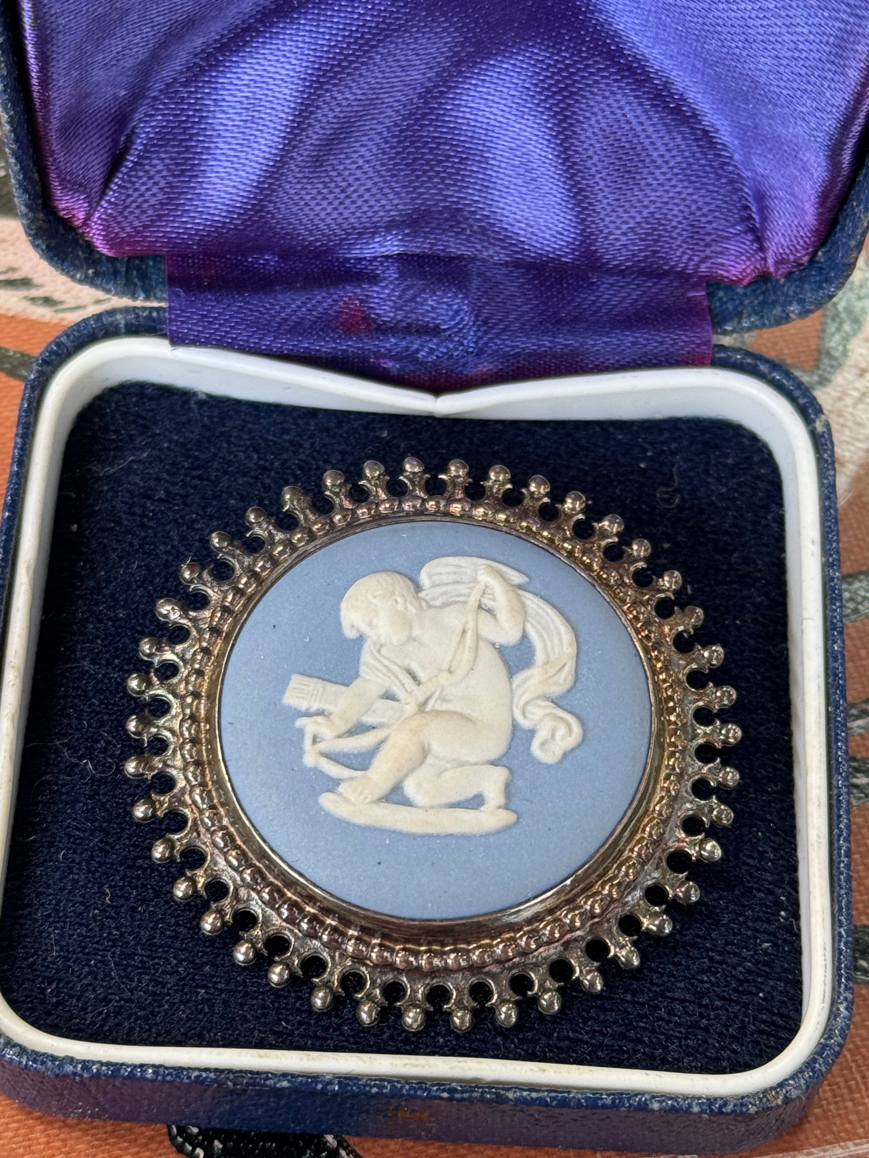 Wedgwood Boxed Sterling Silver Brooch