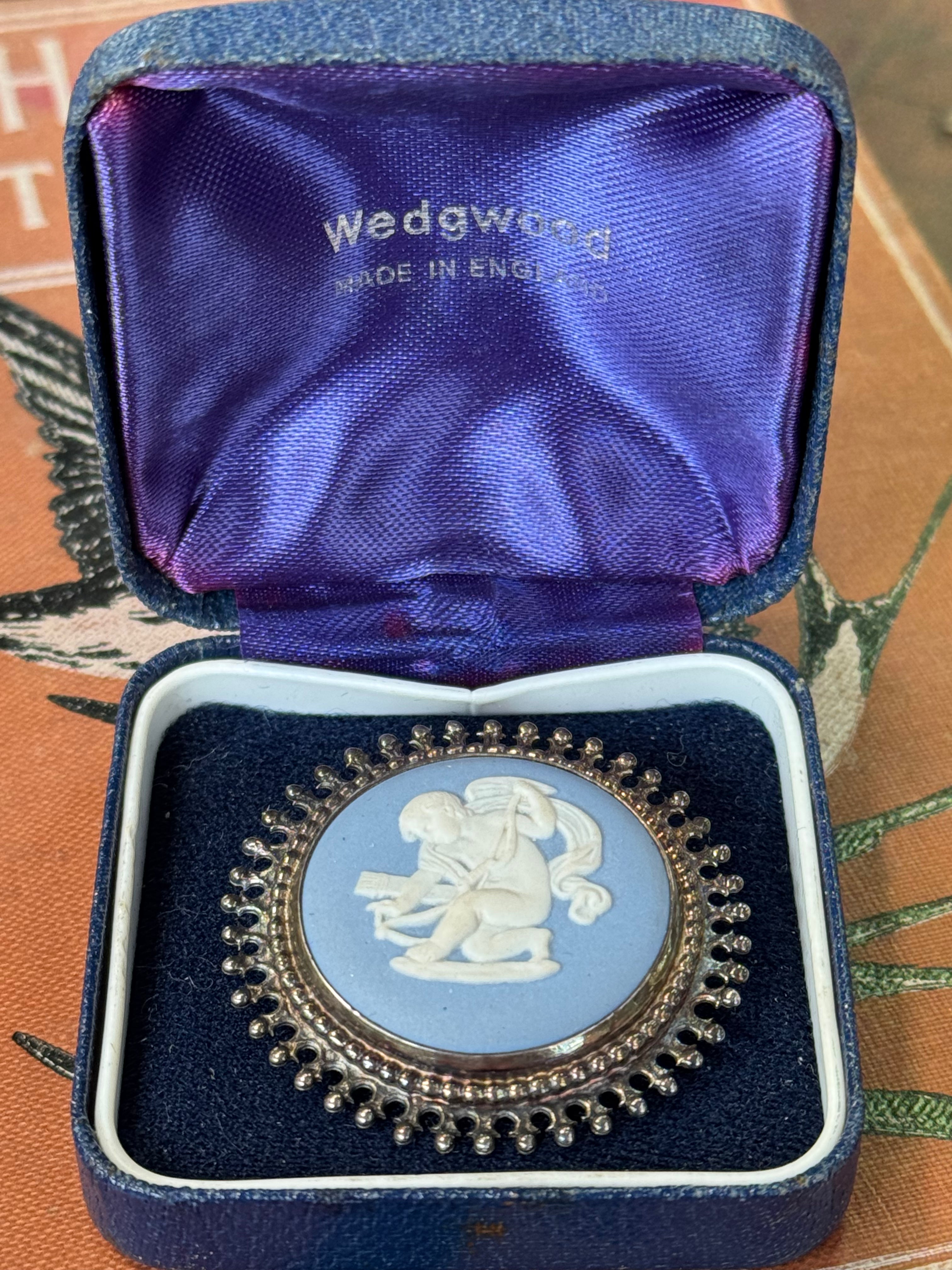 Wedgwood Boxed Sterling Silver Brooch
