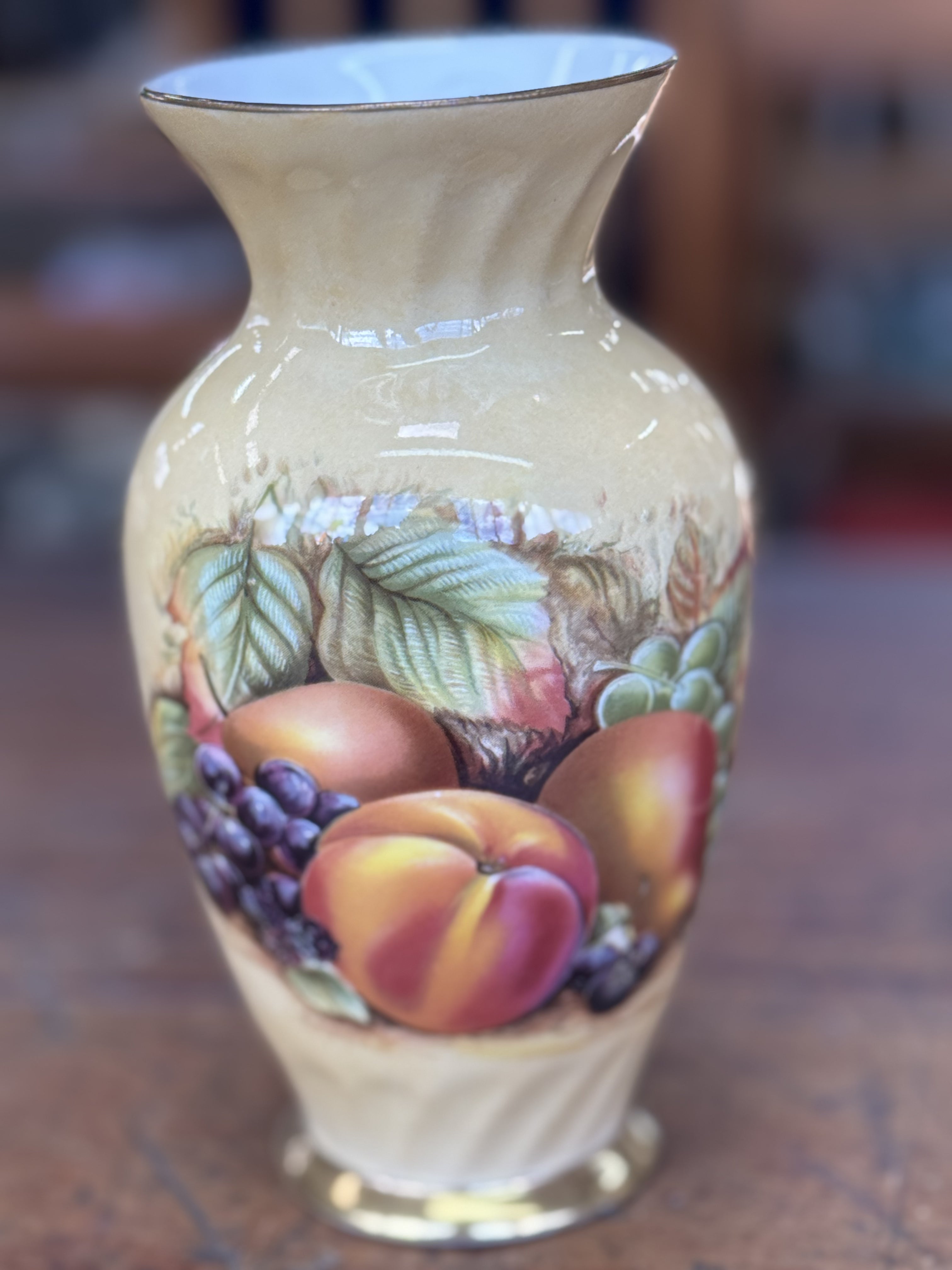 Aynsley Bone China England Vase