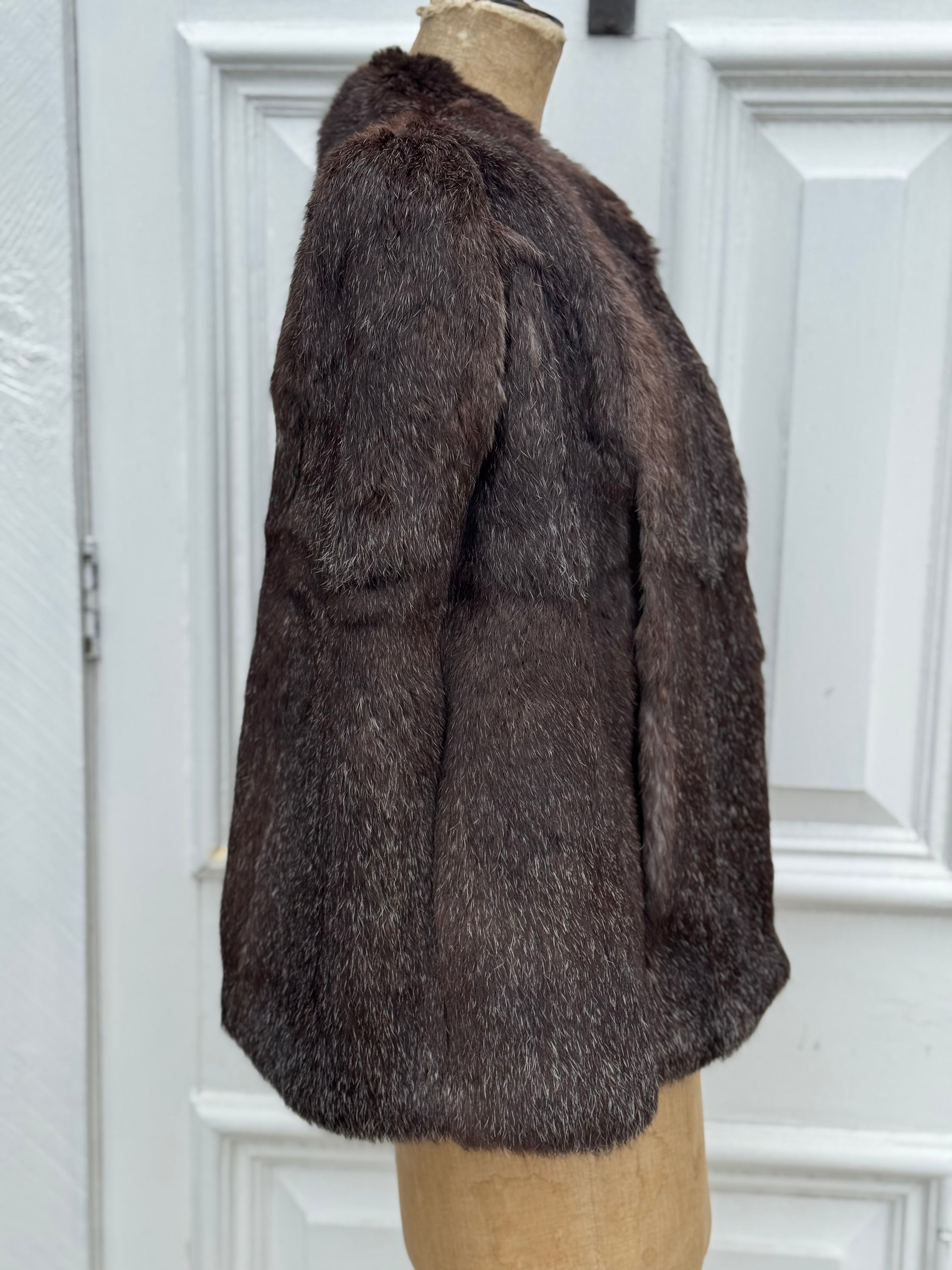 Stunning Antique Silver Fox Cape suit size 14-16