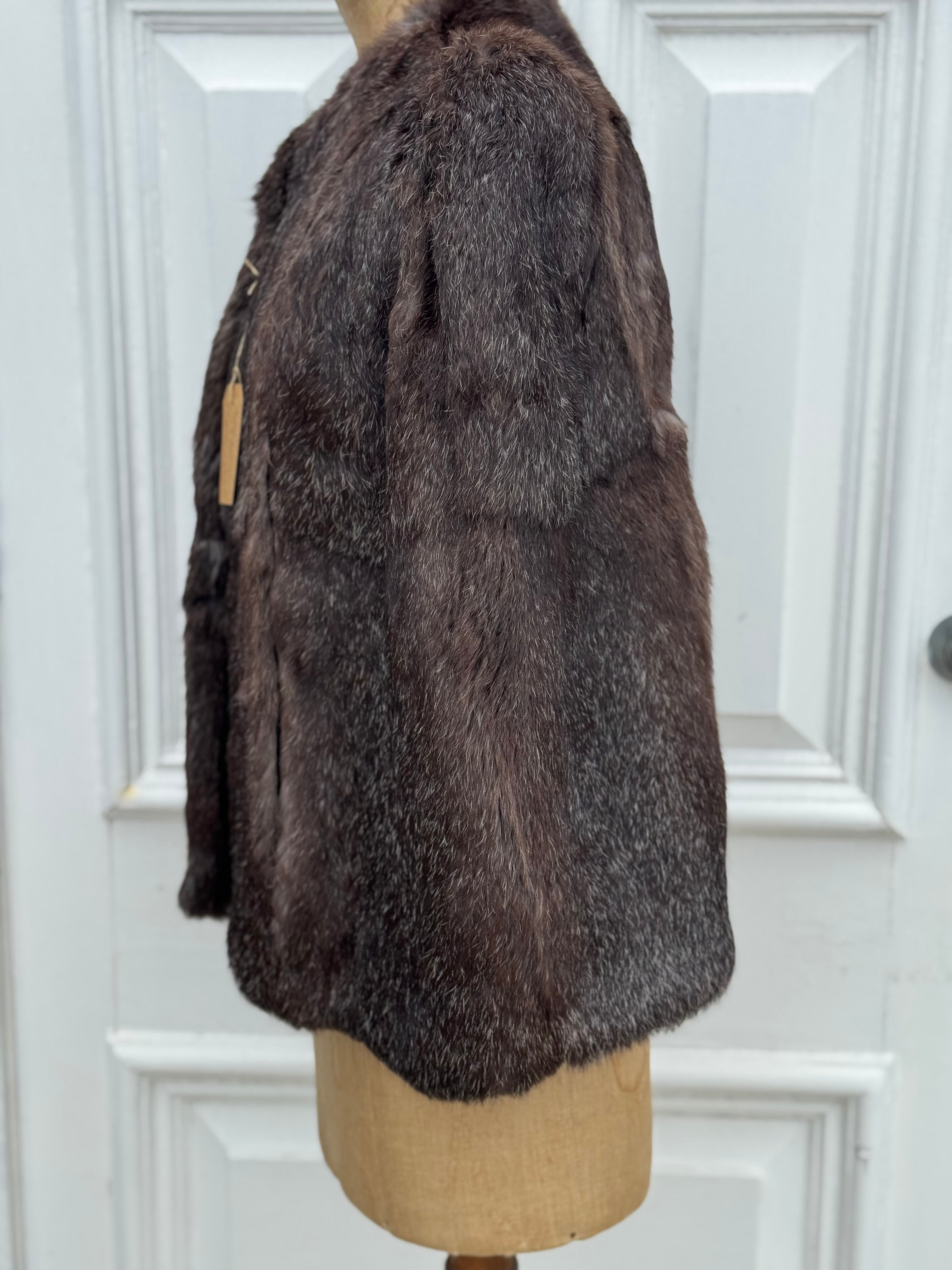 Stunning Antique Silver Fox Cape suit size 14-16
