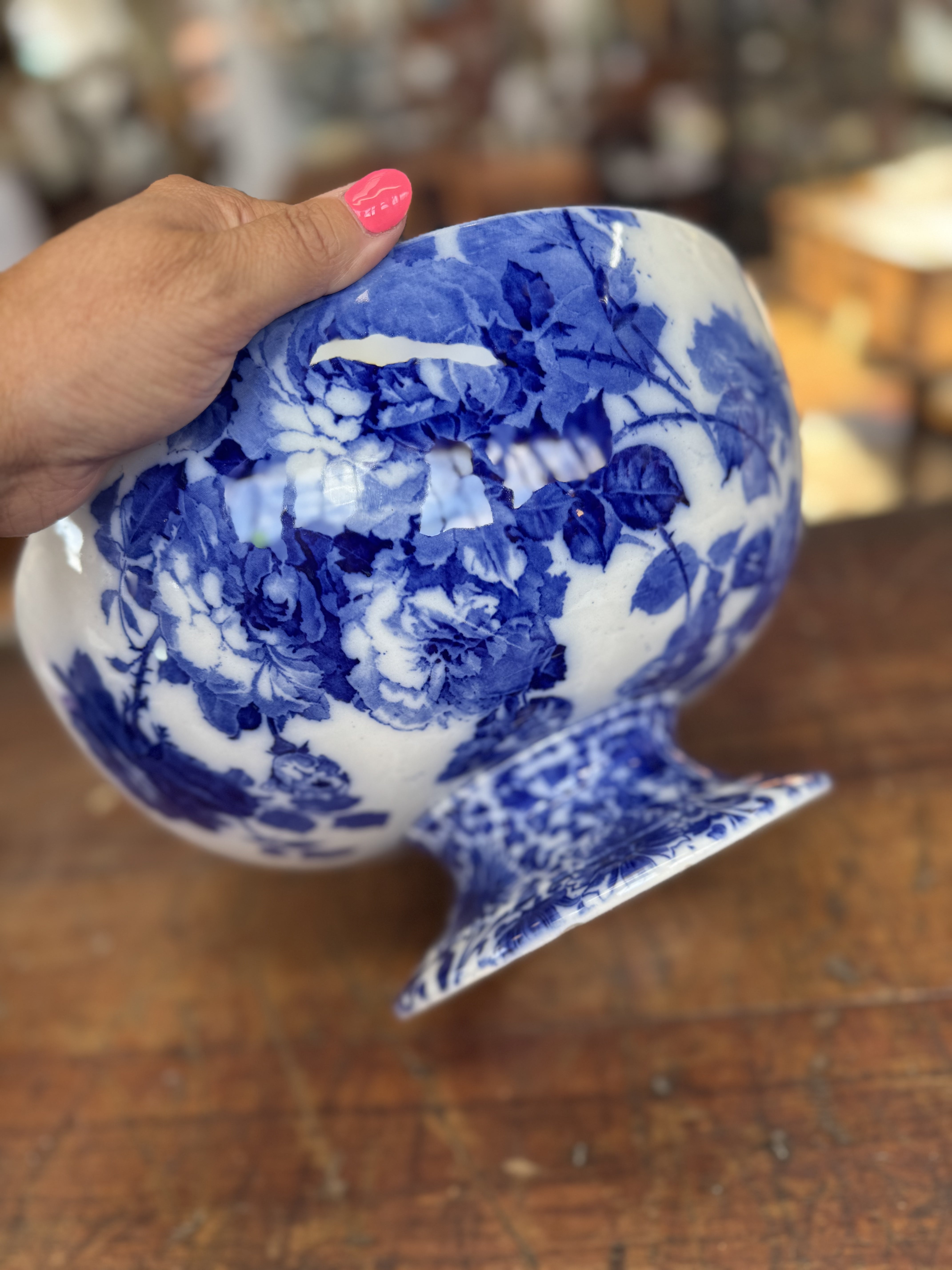 Large Royal Doulton Flo Blue Gloire De Dijon