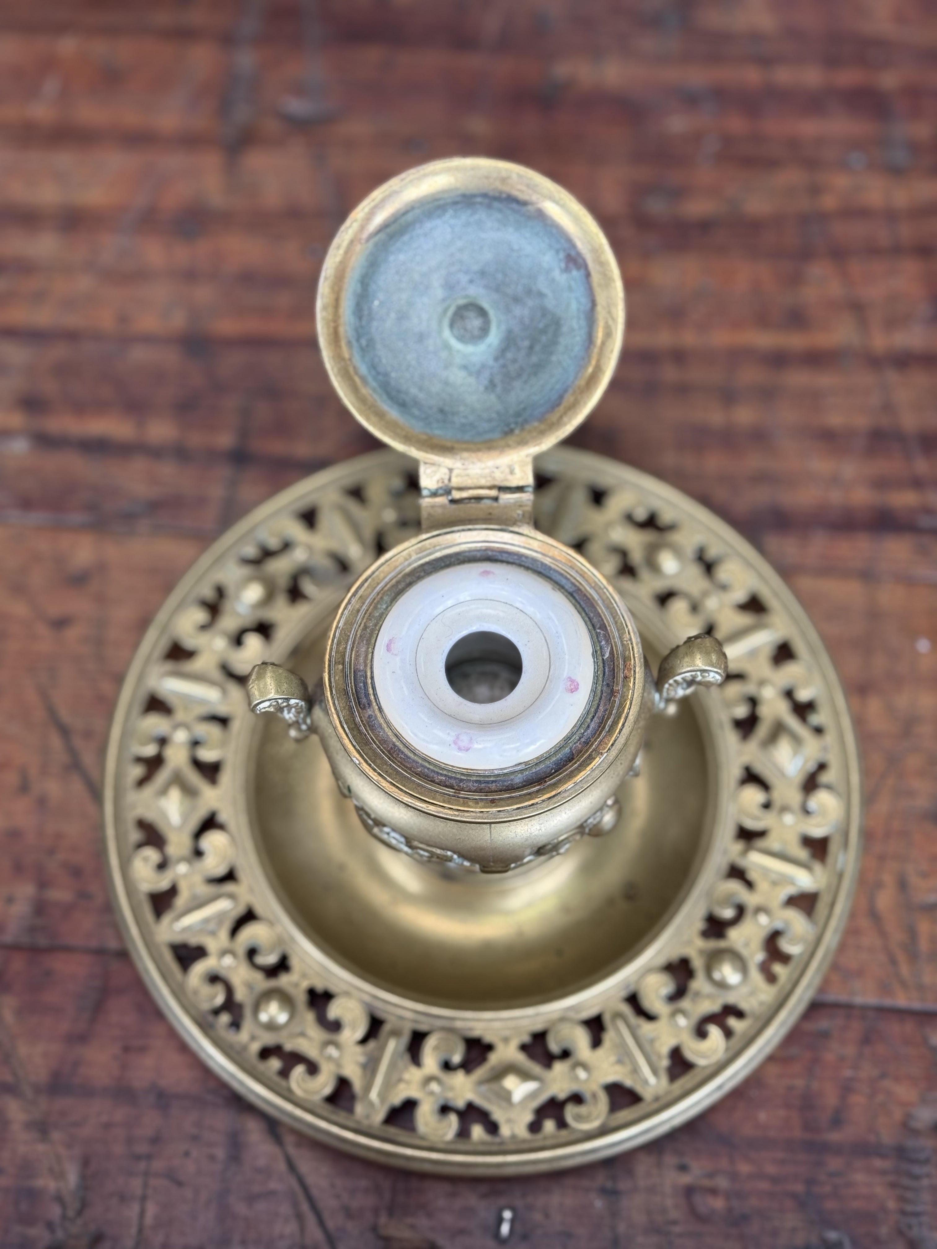 Antique Brass Ink Stand Shultz Marke