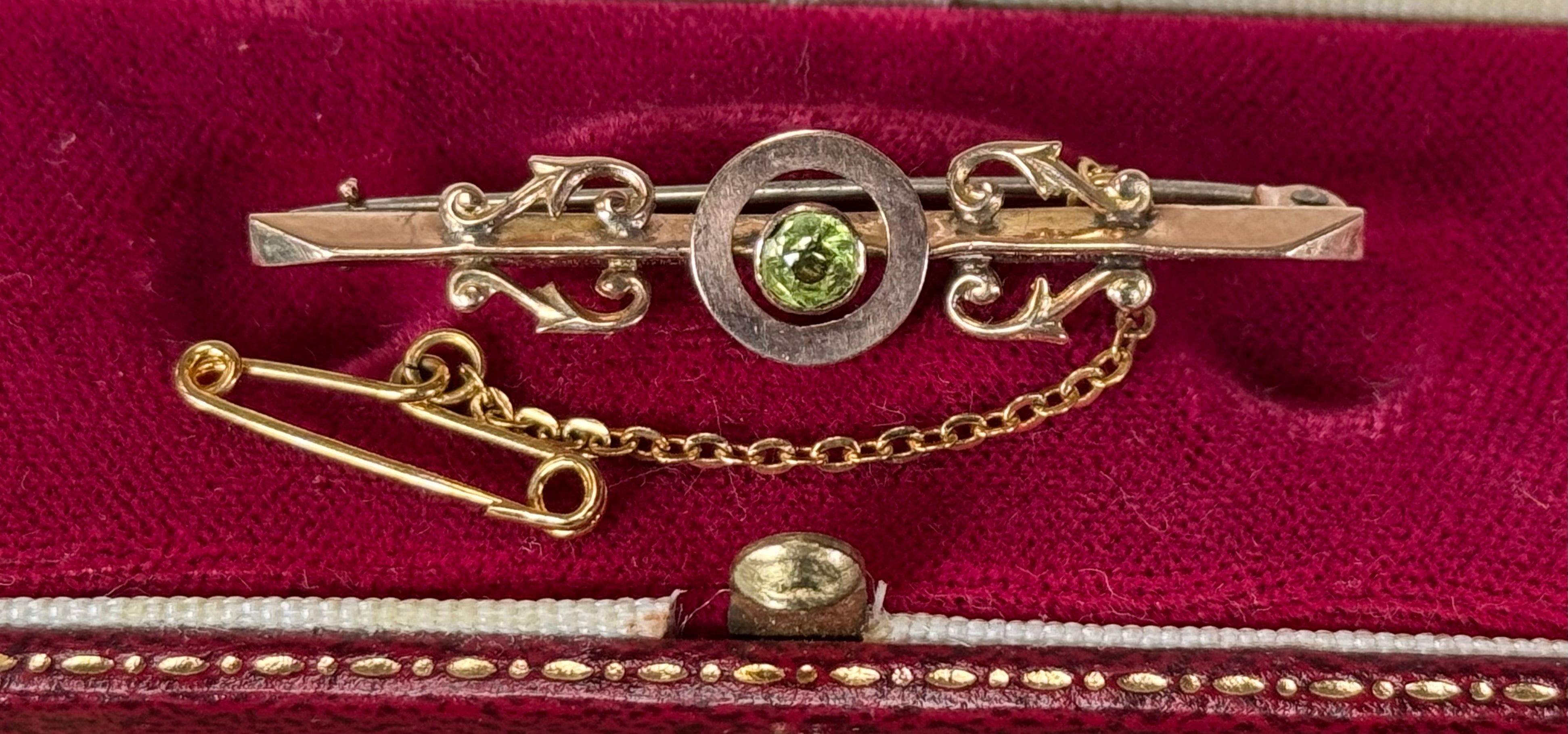 9ct Rose Gold Bar Brooch – Elegant Heirloom Gift