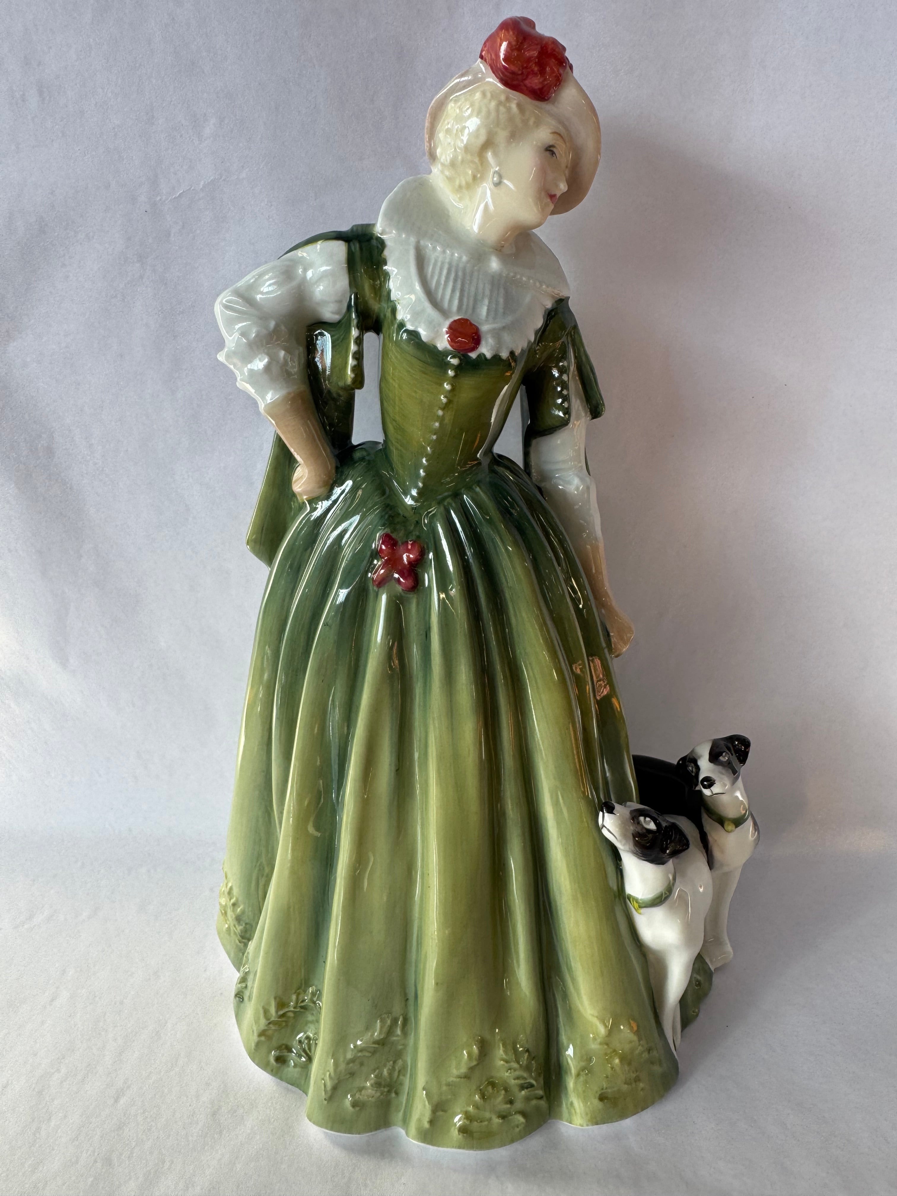 Vintage Royal Doulton Figurine -  Royal Doulton "Anne of Denmark" HN4266