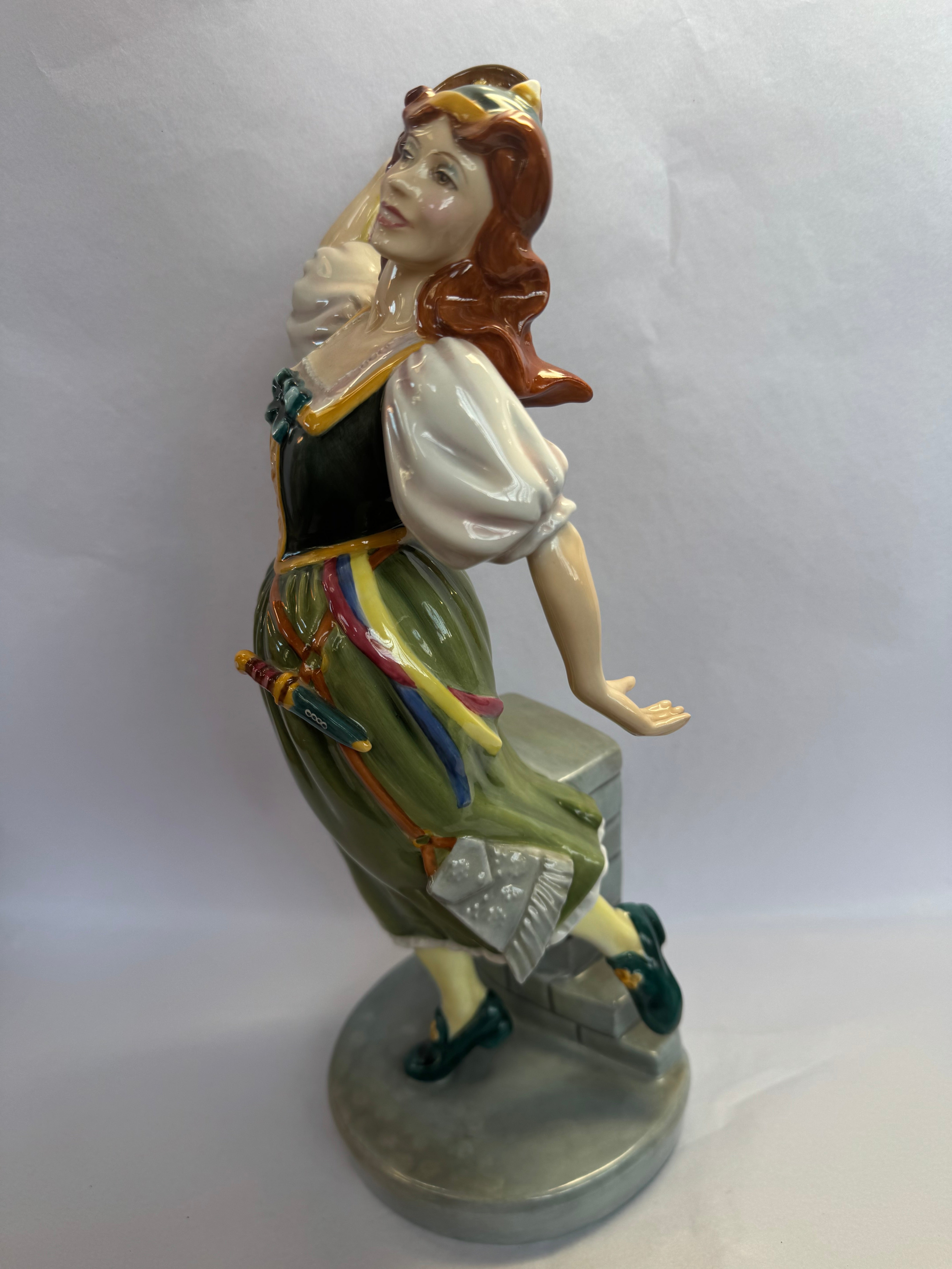 Royal Doulton Elsie Maynard HN2902
