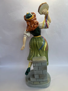 Royal Doulton Elsie Maynard HN2902