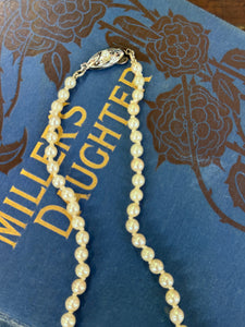 Fresh Water Pearls knotted 28cm Length Off White