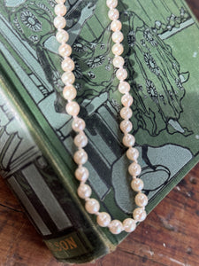 Fresh Water Pearls knotted 21cm Length Off White
