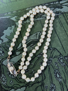 Fresh Water Pearls knotted 19cm Length Off White