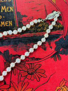 Fresh Water Pearls knotted 23cm Length Off White