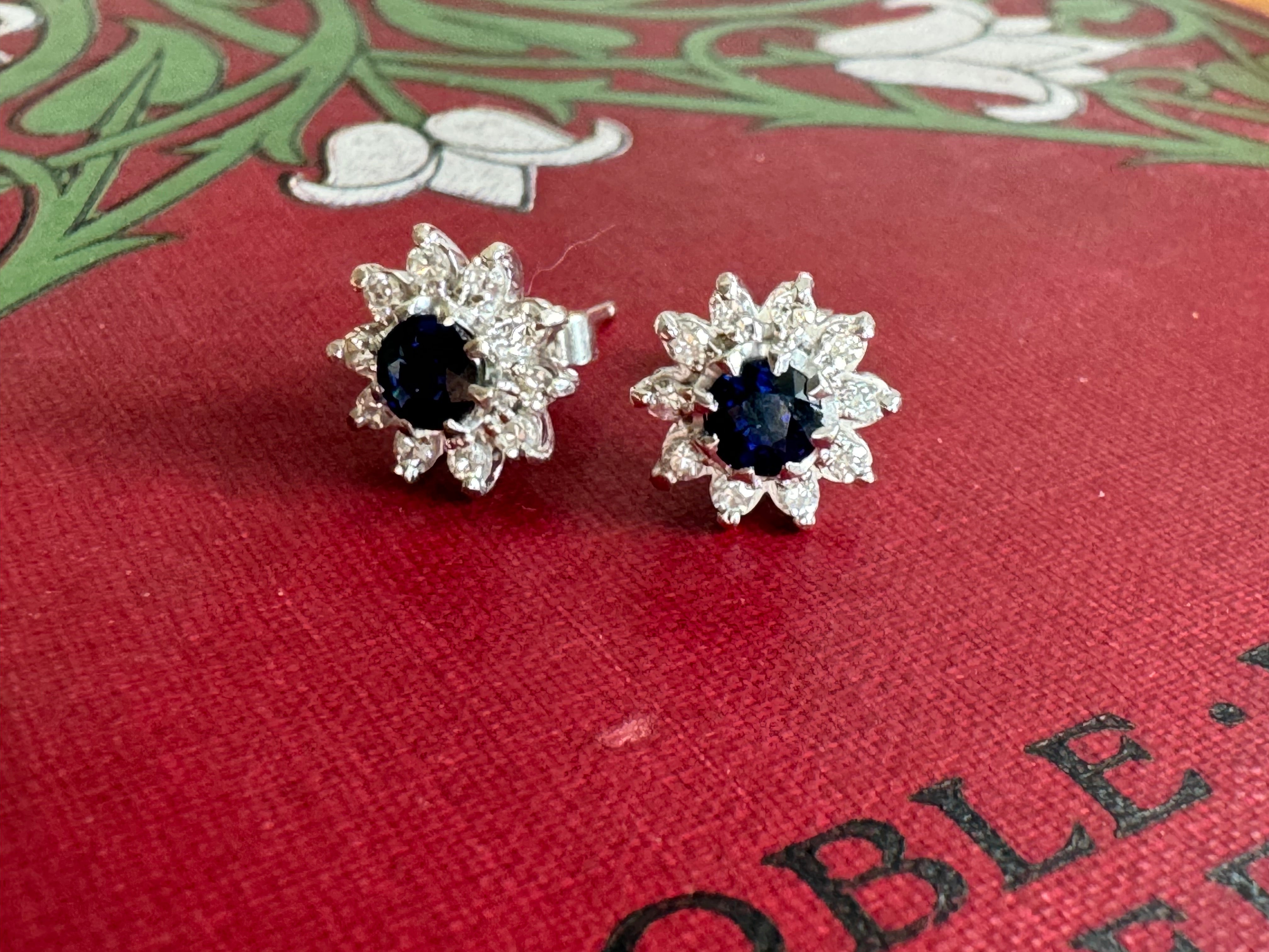 Exquisite 18ct White Gold Sapphire & Diamond Cluster Earrings