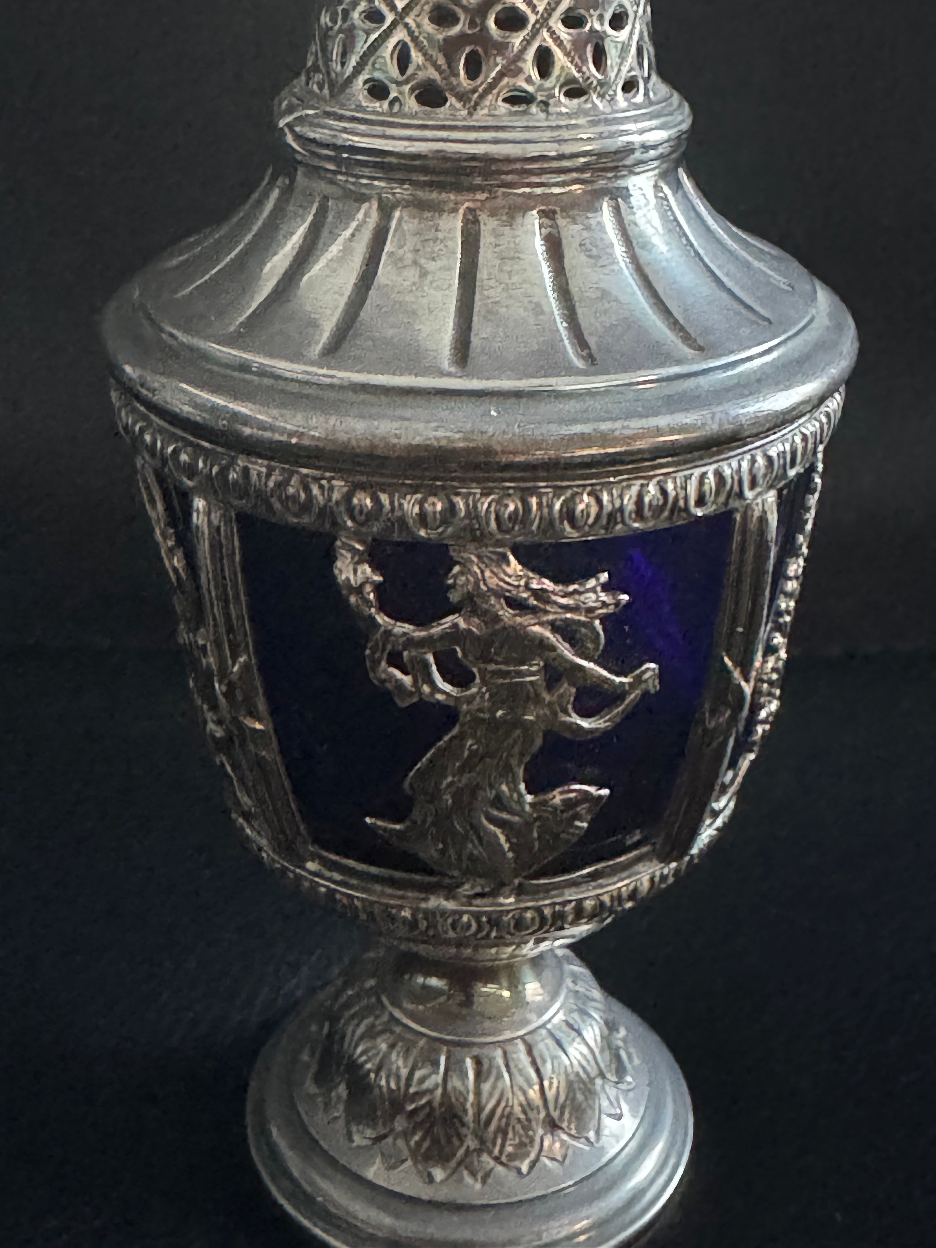 Stunning Sugar Caster c1906 London Import Mark