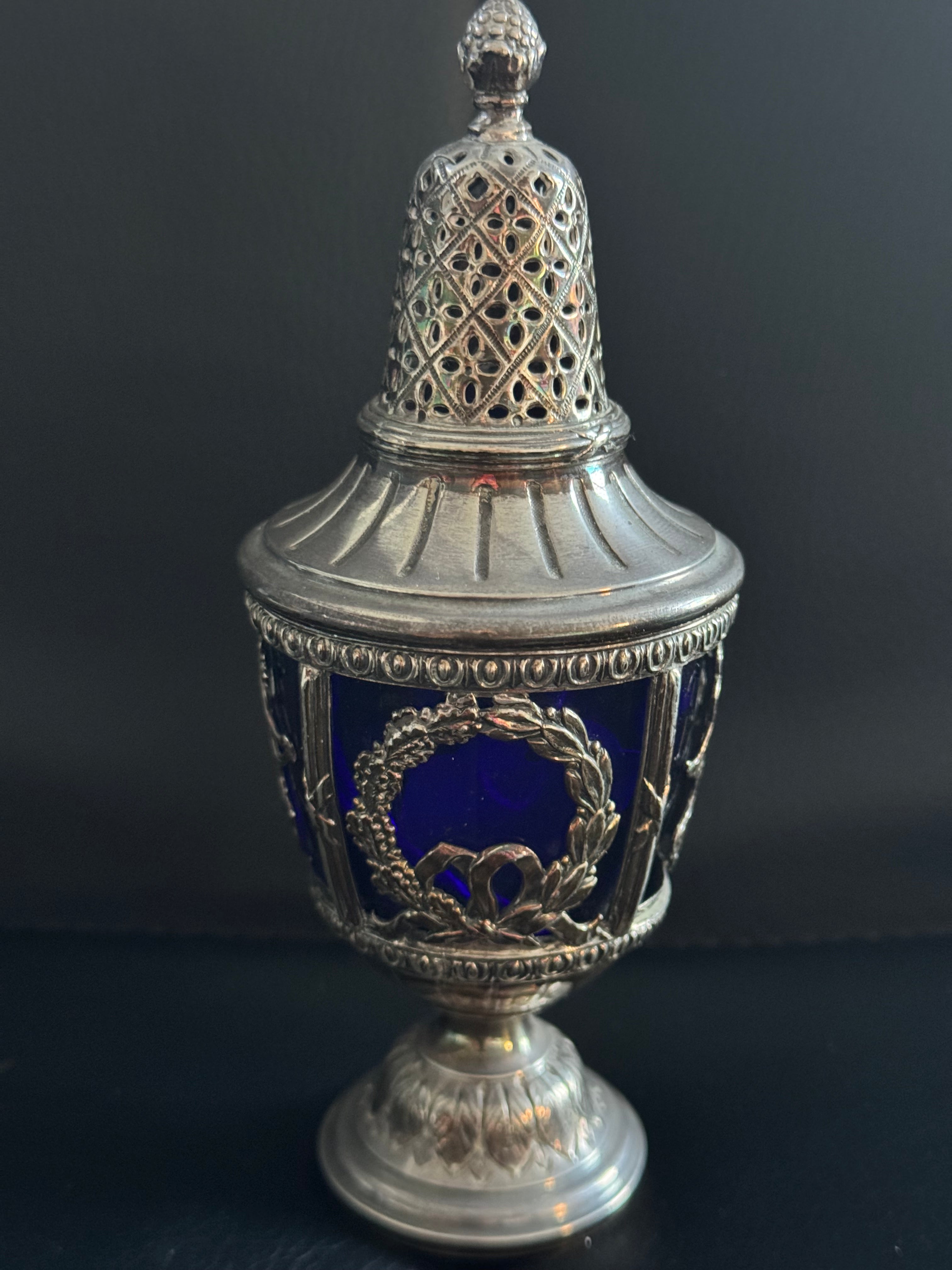 Stunning Sugar Caster c1906 London Import Mark