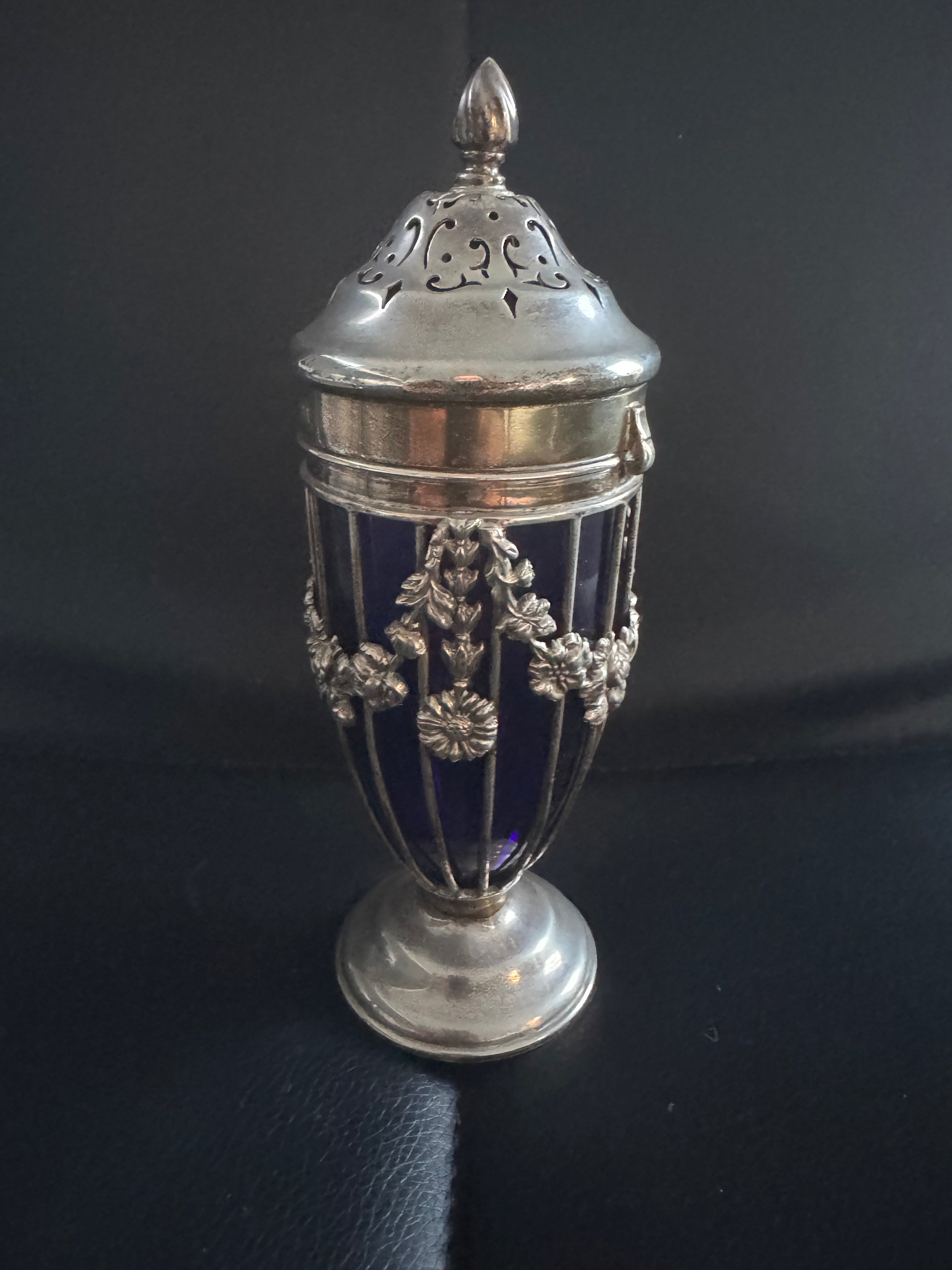 Haseler Brothers & Noble Haseler London 1899 Sugar Caster