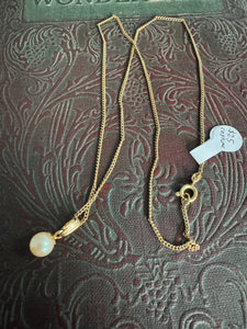Quality Gold Plated Chain & Pearl Pendant